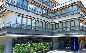 和空　成田山門前